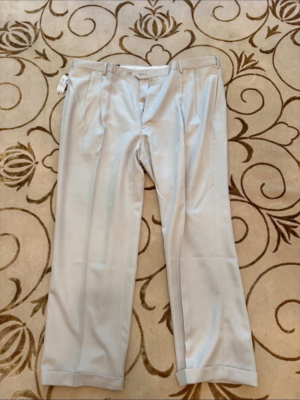 Jos. A. Bank Light Gray Pleated Dress Pants